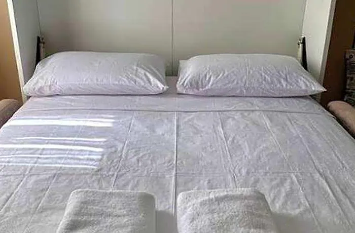 Hotel Escape 2*